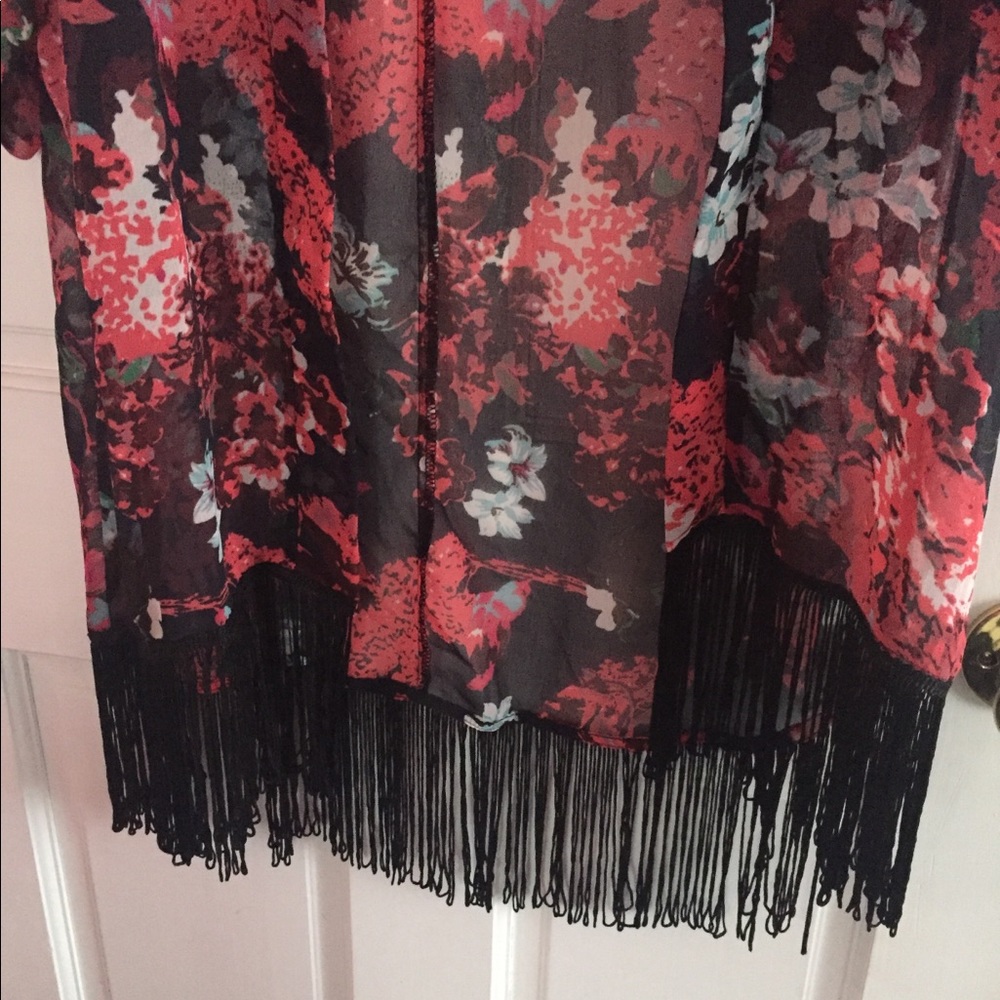 Kimono - Picture 2 of 4